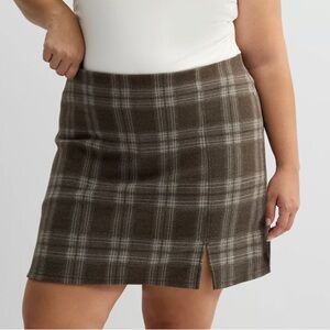 NEW SO Grey Plaid Mini Skort. XXL